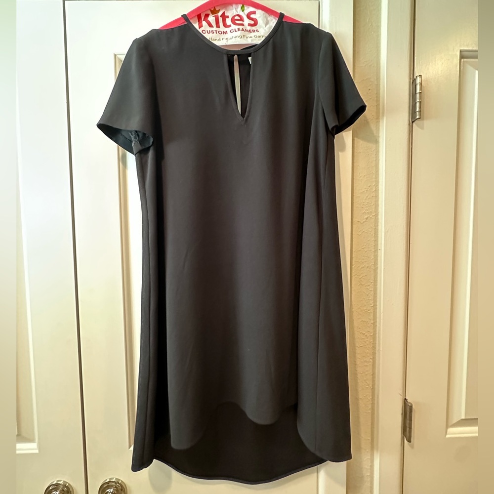 Perfect for black tie event. Worn once to a wedding.  Dry cleaned only